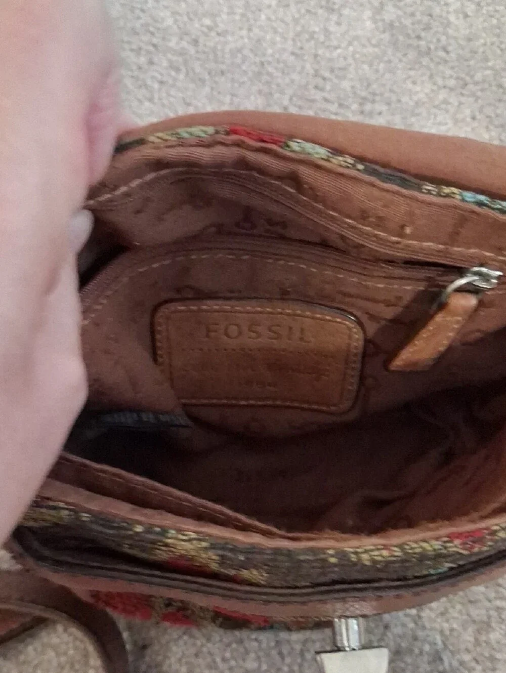 Vintage Fossil Brown Leather Tapestry Multicolor Turn Lock Crossbody Purse.